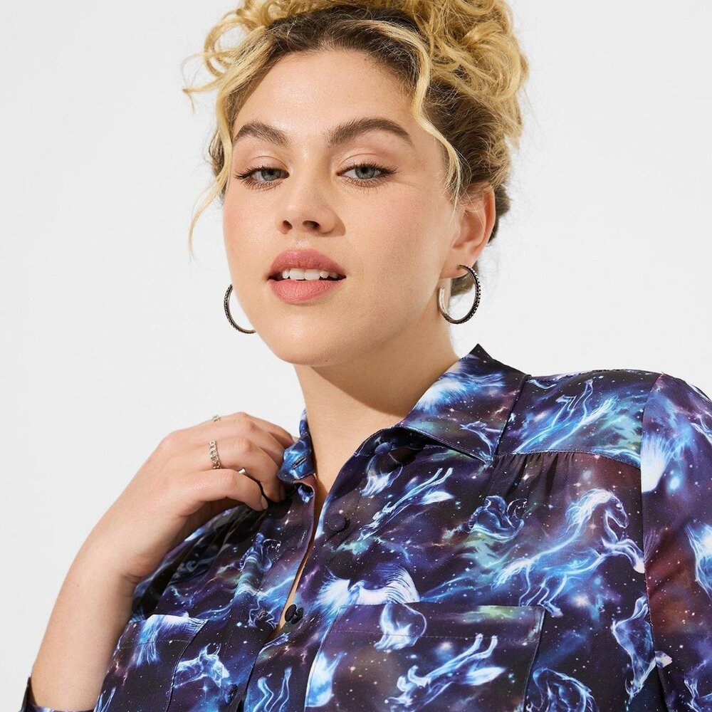 Torrid Size 6 (30/32) WB Harry Potter Madison Button Front Blouse